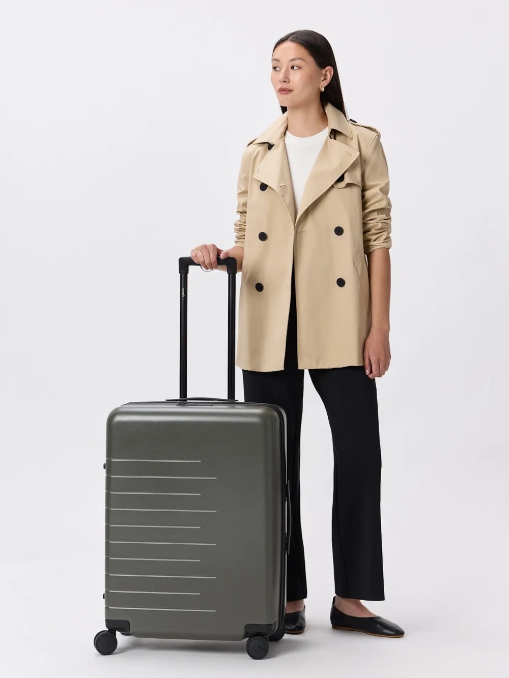 TRAVEL Expandable Medium Check-In Suitcase